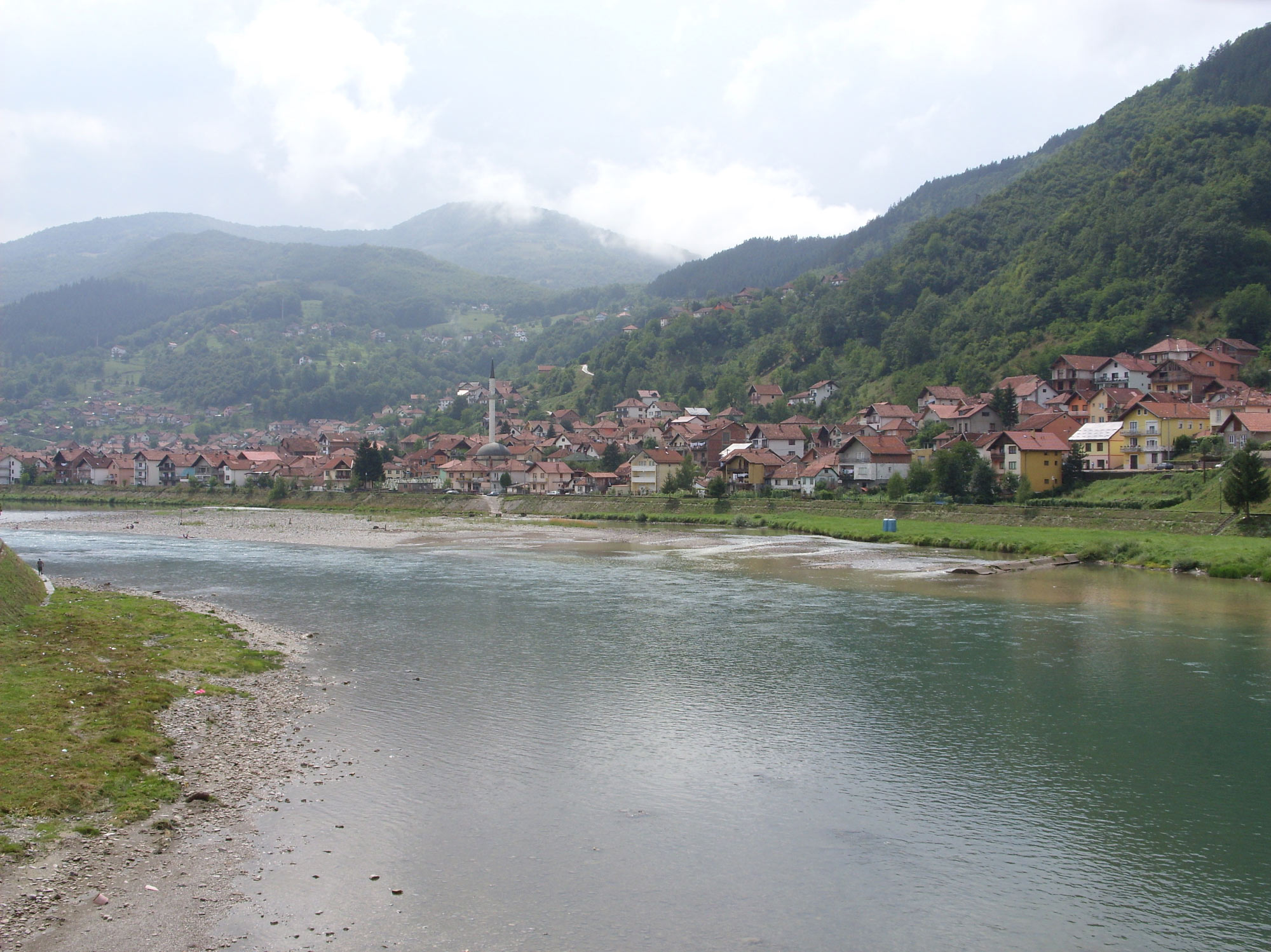 Goražde (Горажде) (Photo license CC-BY-SA 3.0)